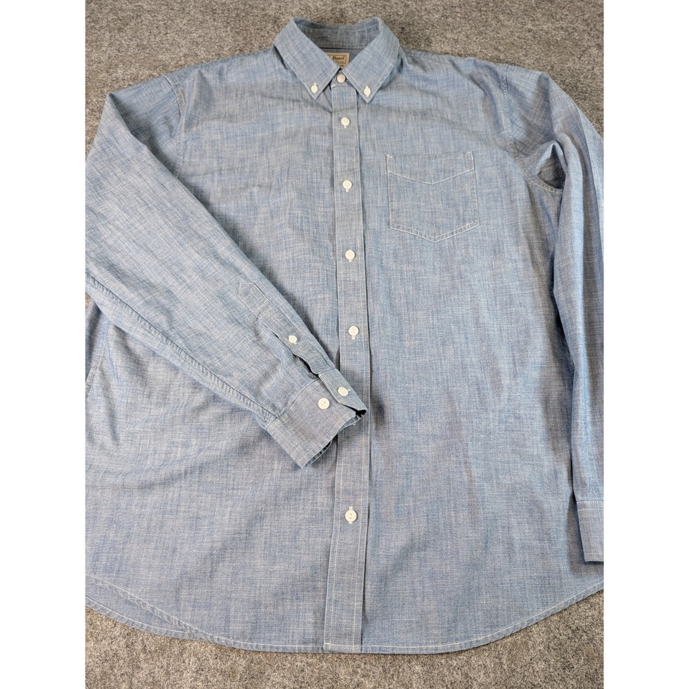 LL Bean Mens Chambray Shirt Large Regular Blue Cotton Button Down 500505 EUC
